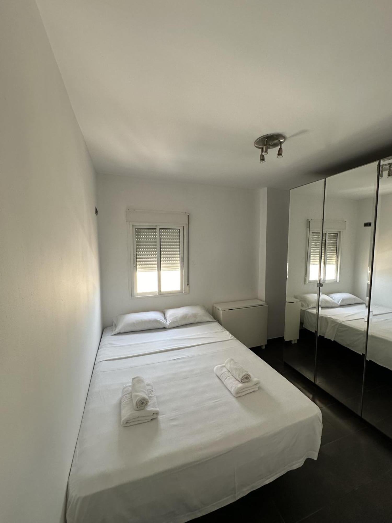 Atico Plaza Bailen Malaga Centro Apartment Exterior photo