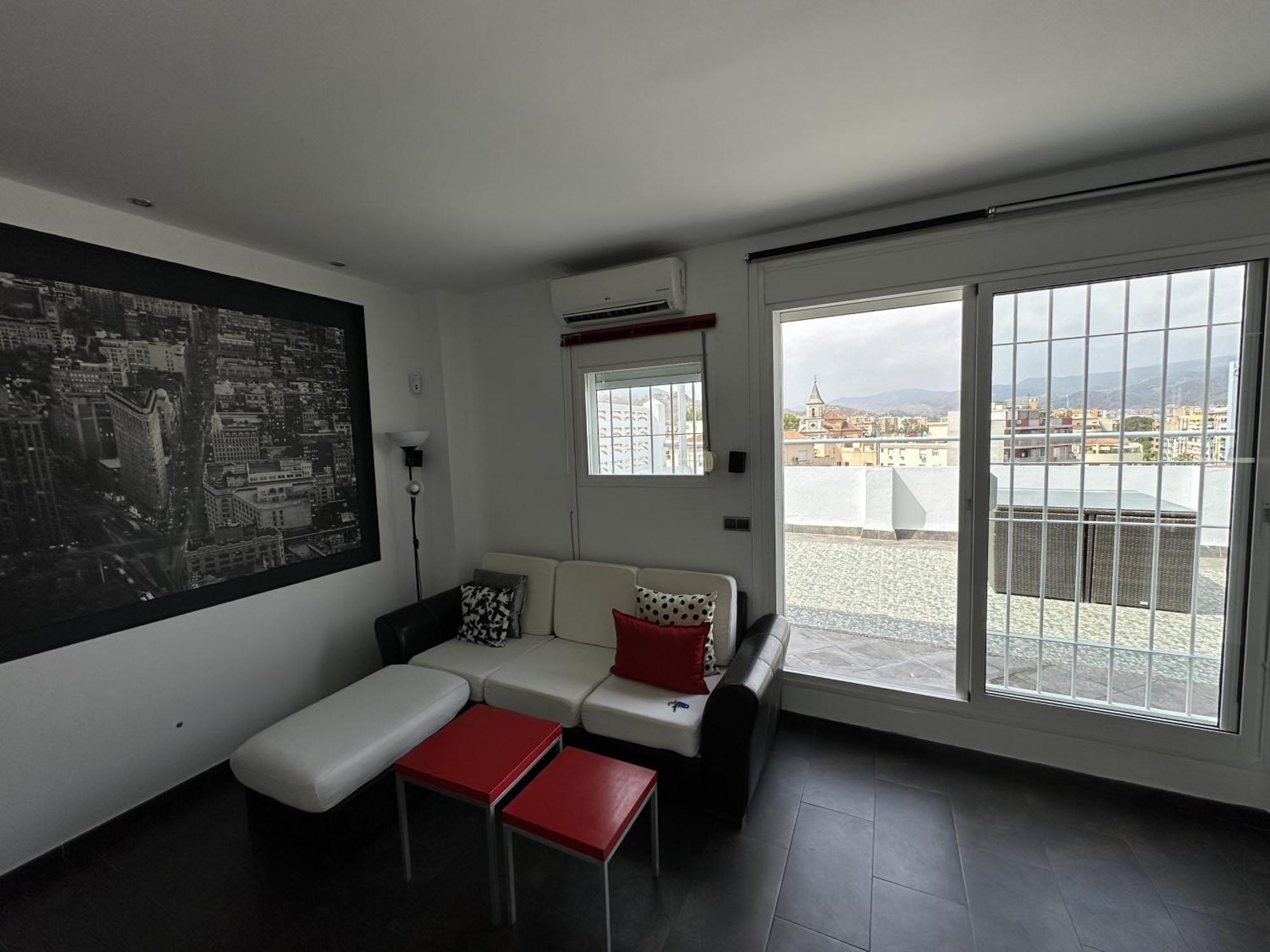 Atico Plaza Bailen Malaga Centro Apartment Exterior photo